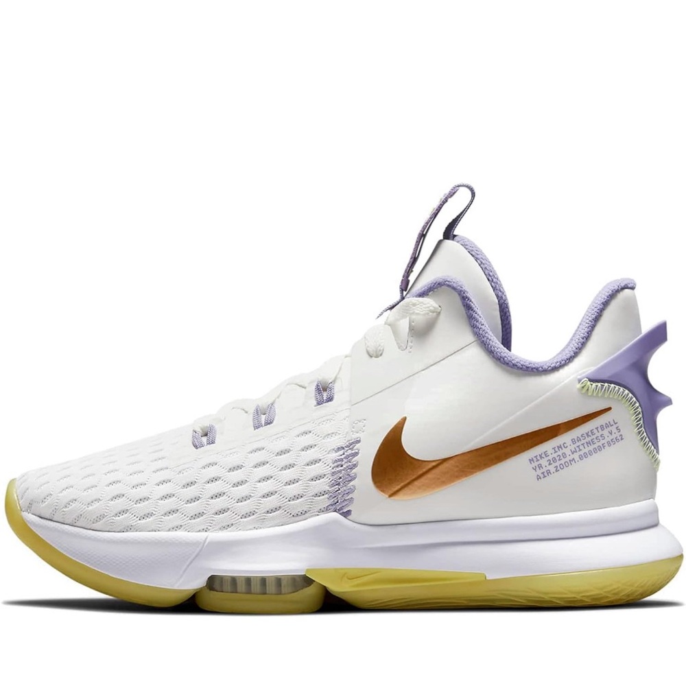 NWT- Lebron Witness 5 summit white metallic mens sneakers size 9